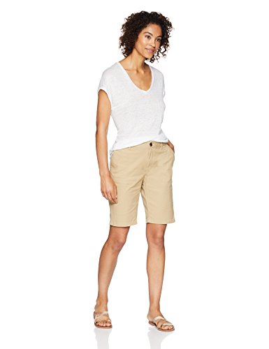 Amazon Essentials Women's 10" Inseam Bermuda Short - Image 3
