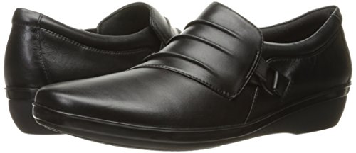 Clarks Women's Everlay Heidi Slip-On Loafer - Image 8